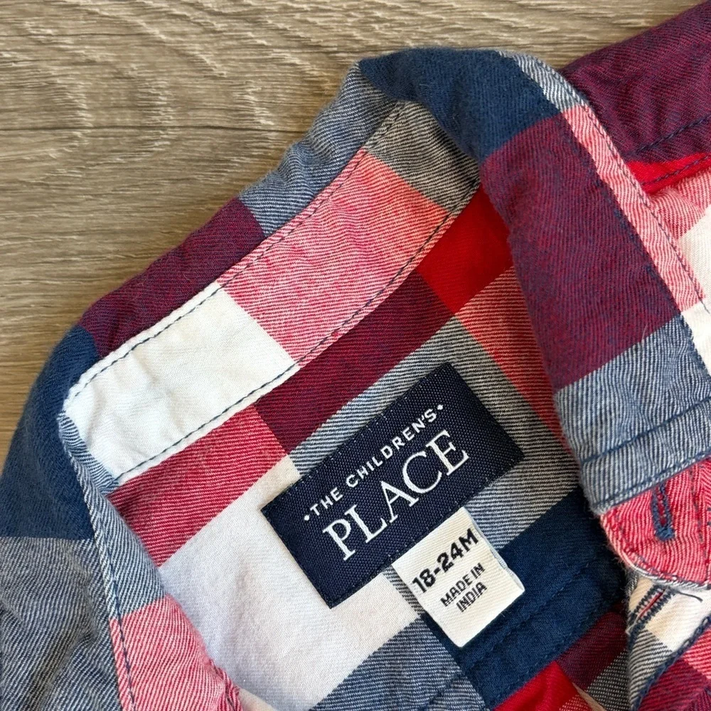 The Children's Place plaid long sleeve button down shirt
